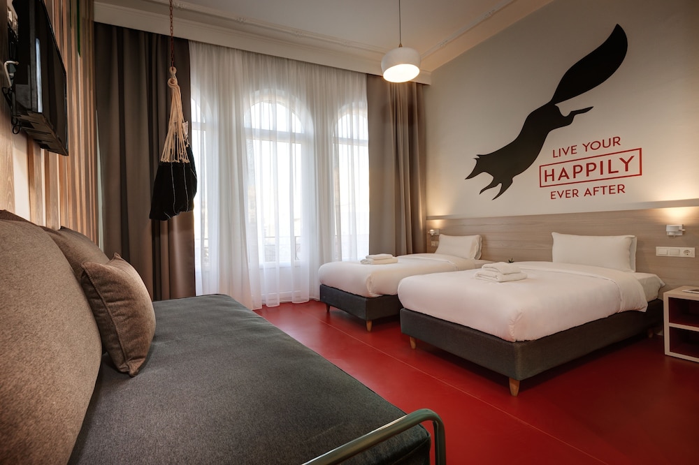 Colors Urban Hotel 19/75