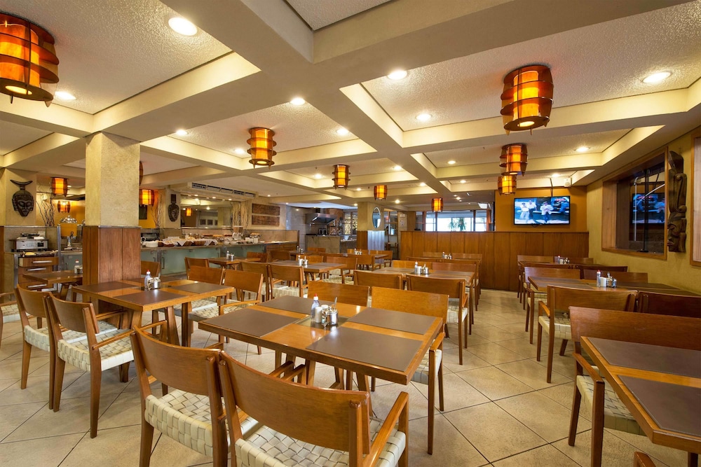 Magna Praia Hotel 40/46