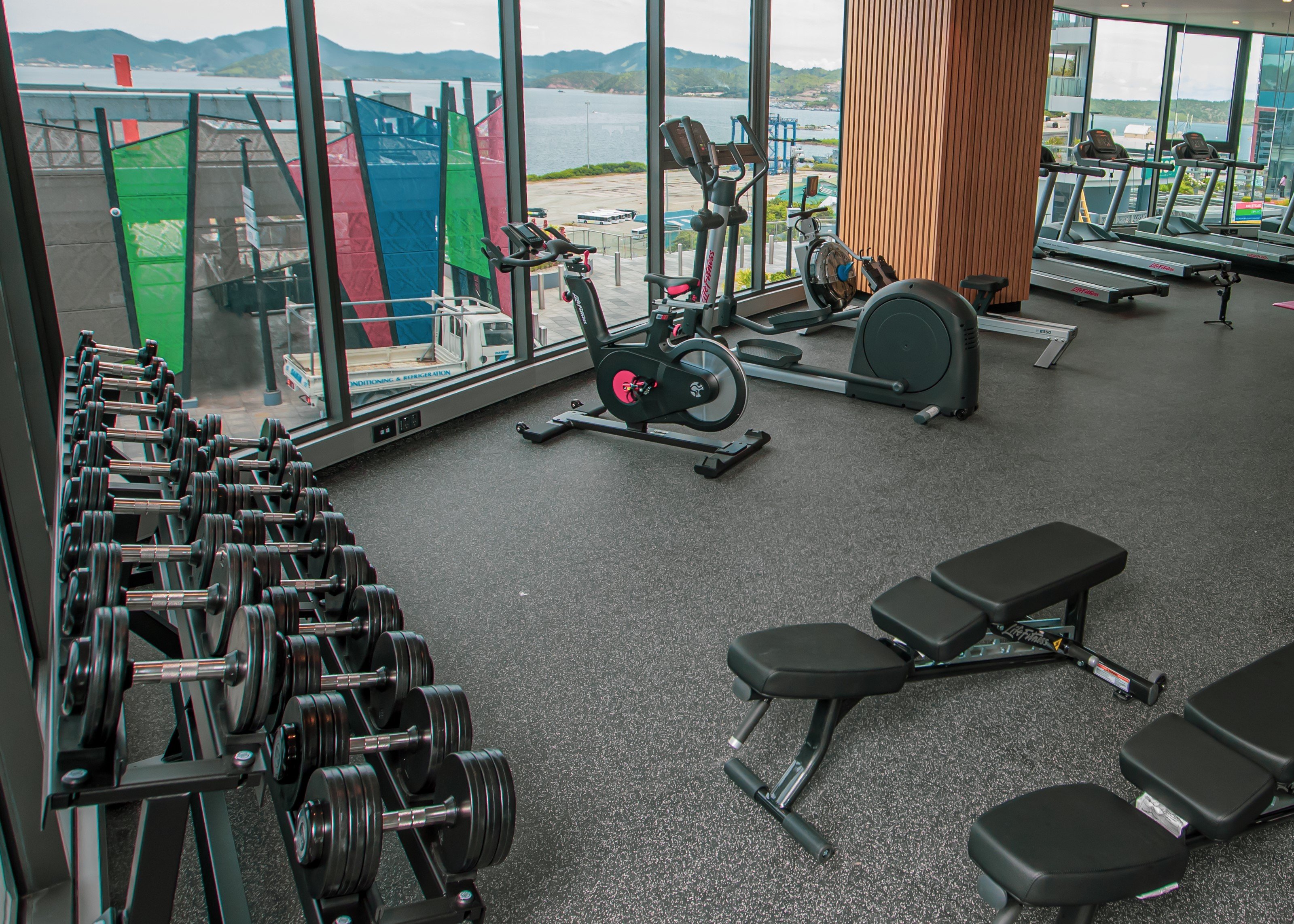 Crowne Plaza Residences Port Moresby 21/50