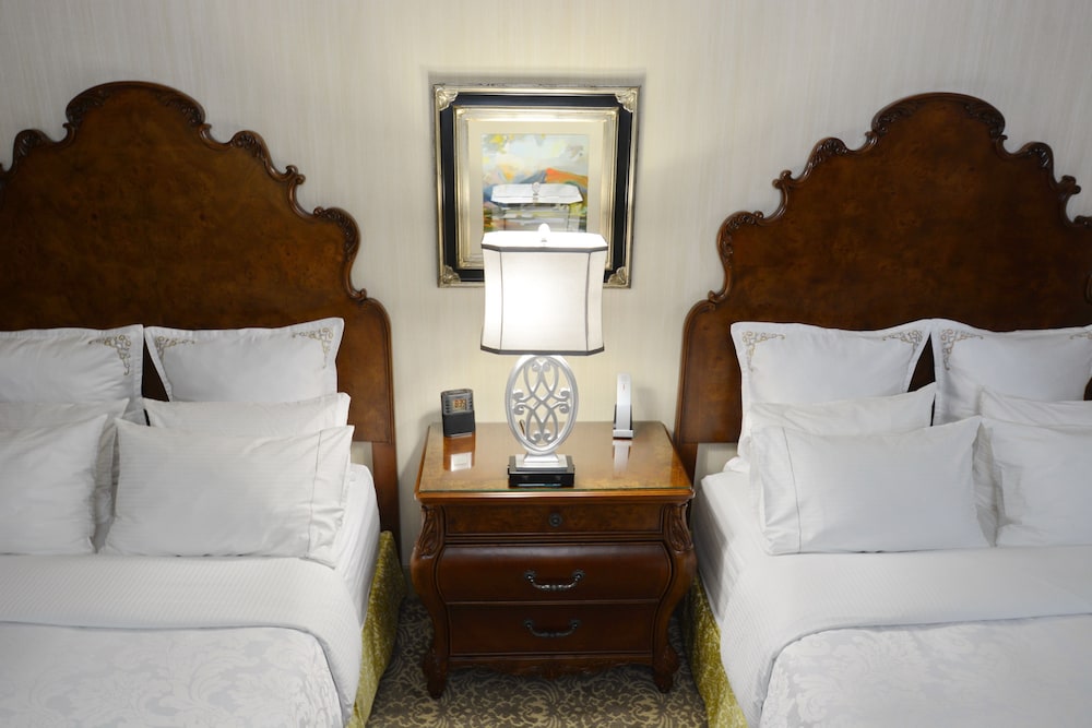 Woolleys Classic Suites 17/58