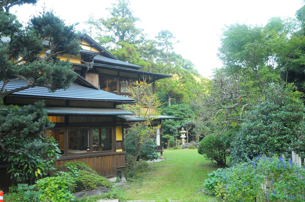 Atami Hotel Paipu No Kemuri 2/21
