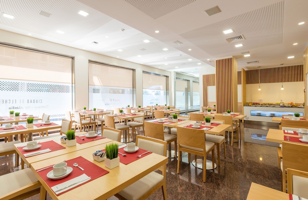Hotel Elche Centro Affiliated By Melia 33/54