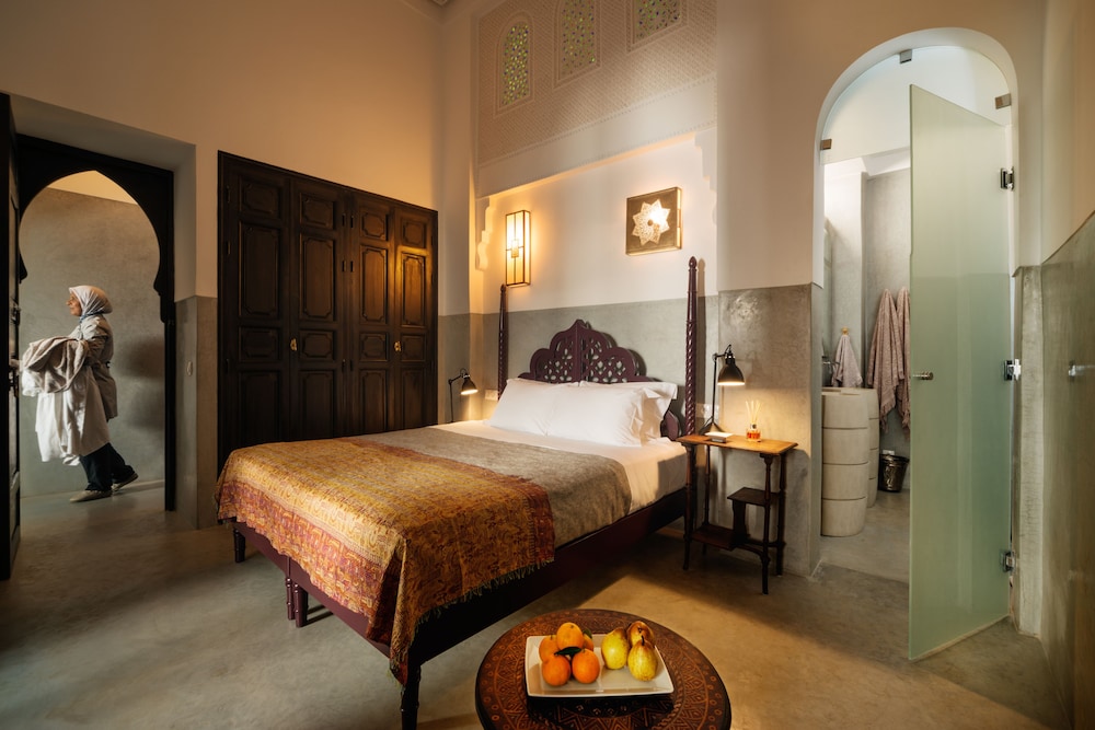 Riad 72 39/76