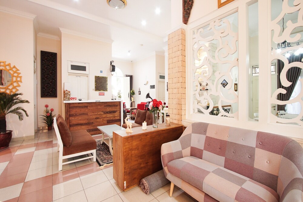 OYO 3986 Just 11 Boutique Residence Syariah 5/32