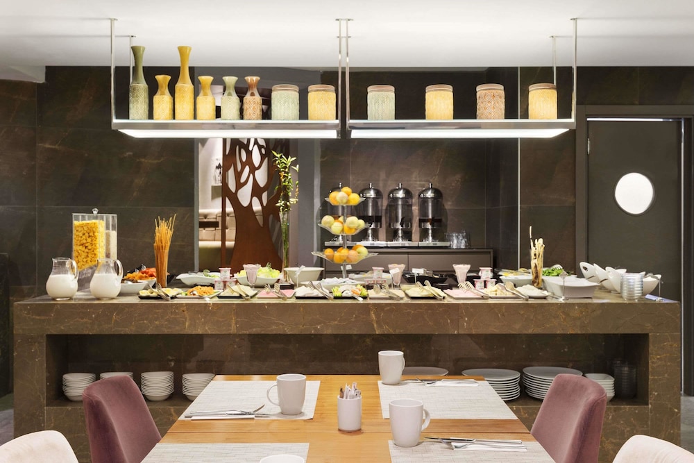 Ramada by Wyndham Istanbul Grand Bazaar 36/42
