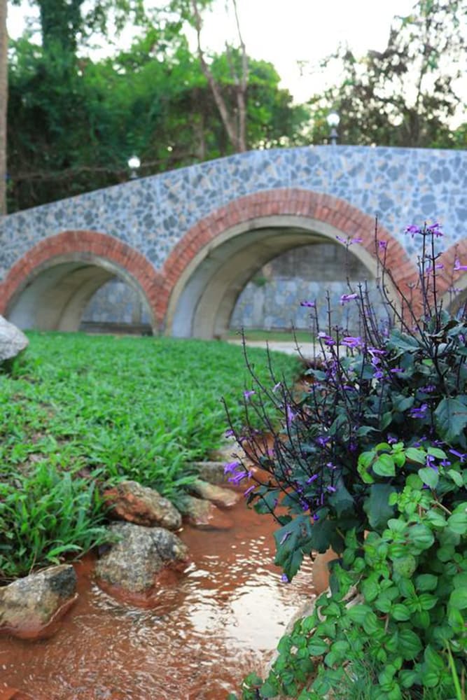 Phuket Nonnita Boutique Resort 61/69