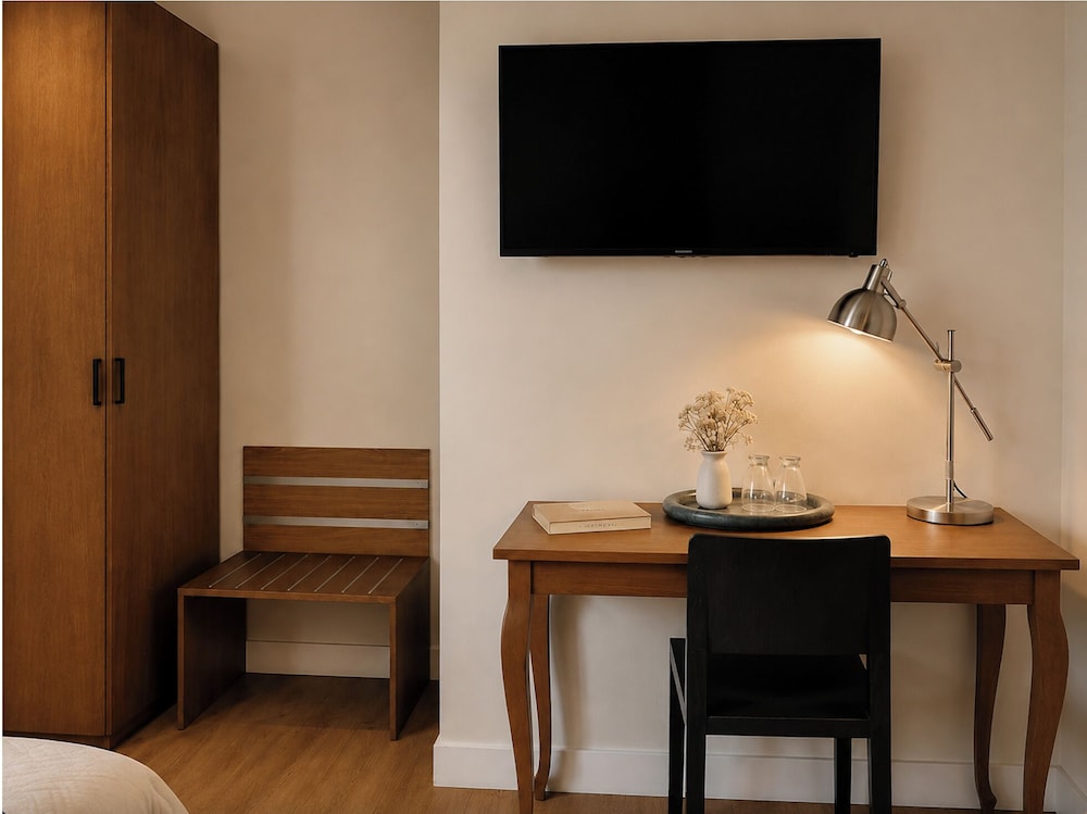 Legazpi Doce Rooms 40/50