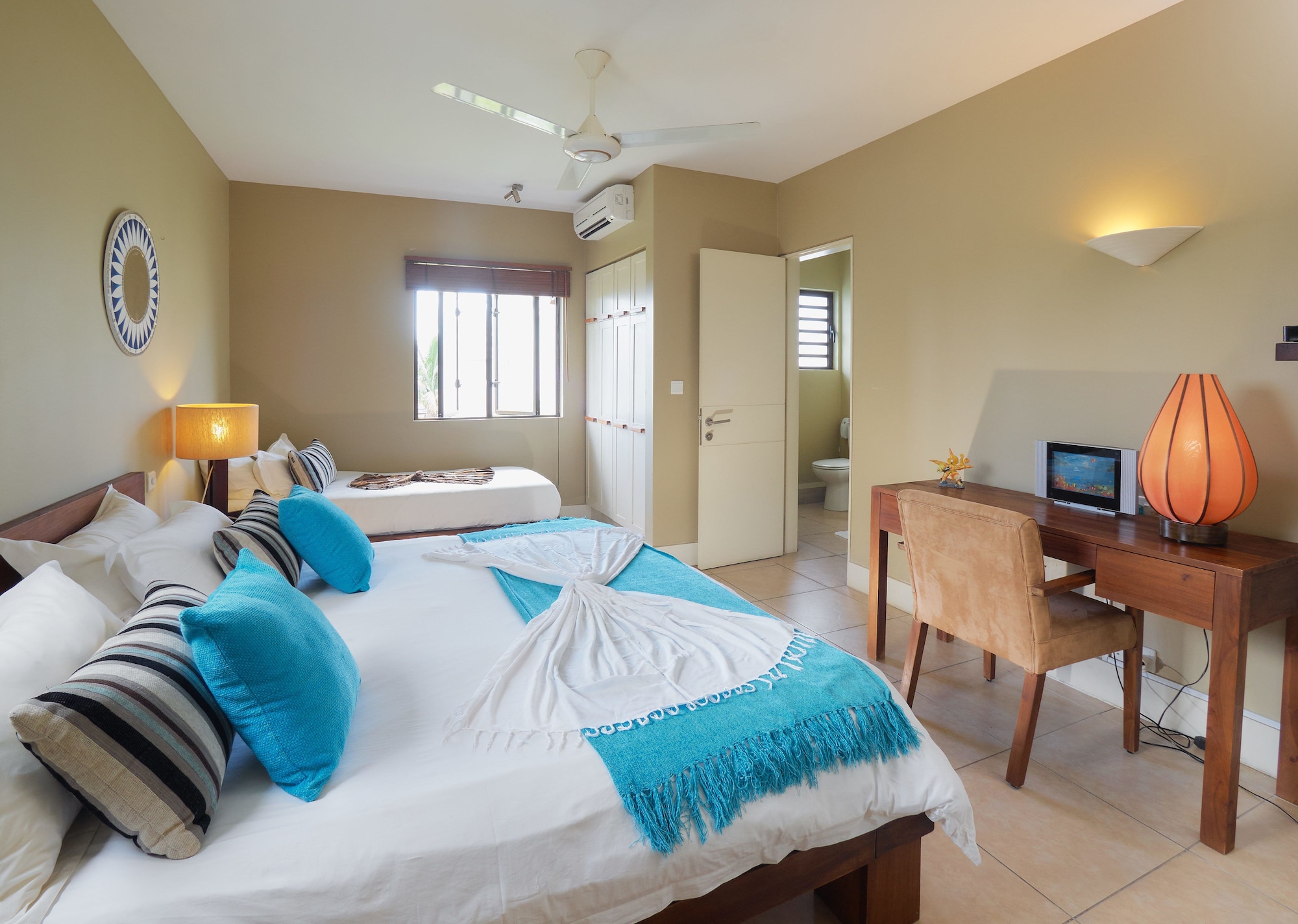 3 Bedrooms, Penthouse, King and Queen Bed