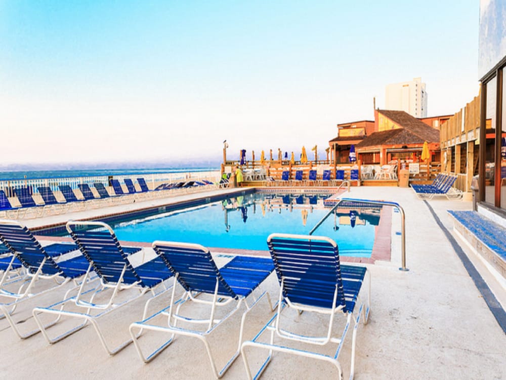 Sands Ocean Club Resort 7/59