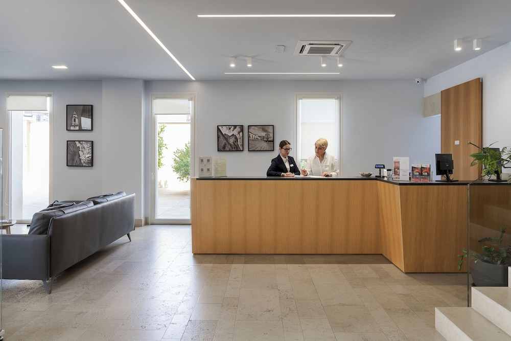 Netum Hotel 2/50