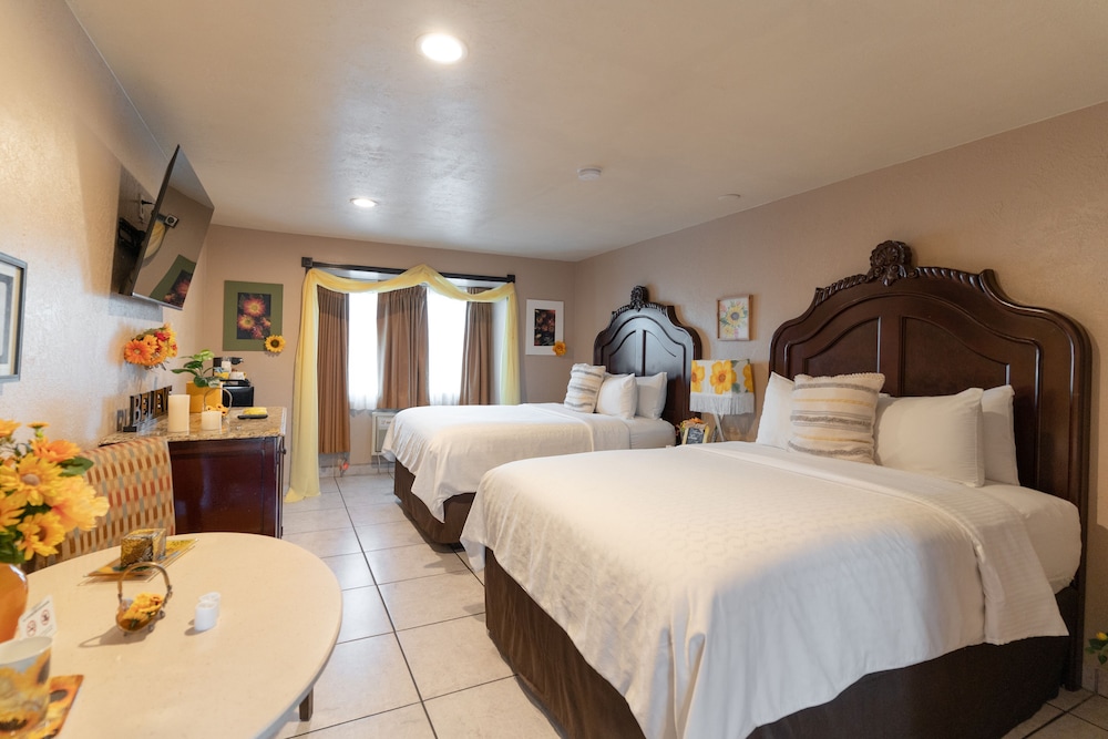 Quality Inn Suites Near the Border 26/67