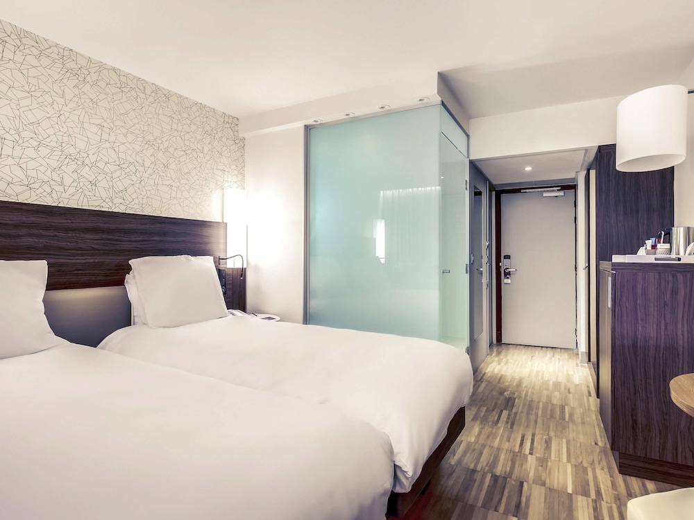 Mercure Paris Arc de Triomphe Etoile 17/72