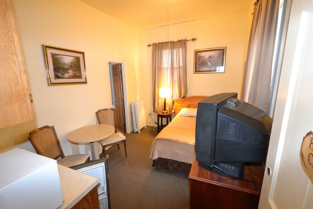 Perfect Stay Inn & Suites 34/49