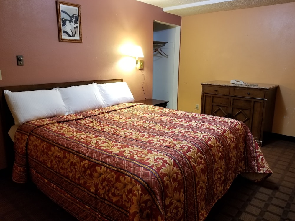 Sea-Tac Crest Motor Inn 5/35