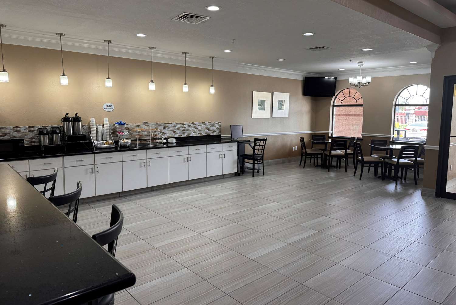 Super 8 by Wyndham Galveston 23/37