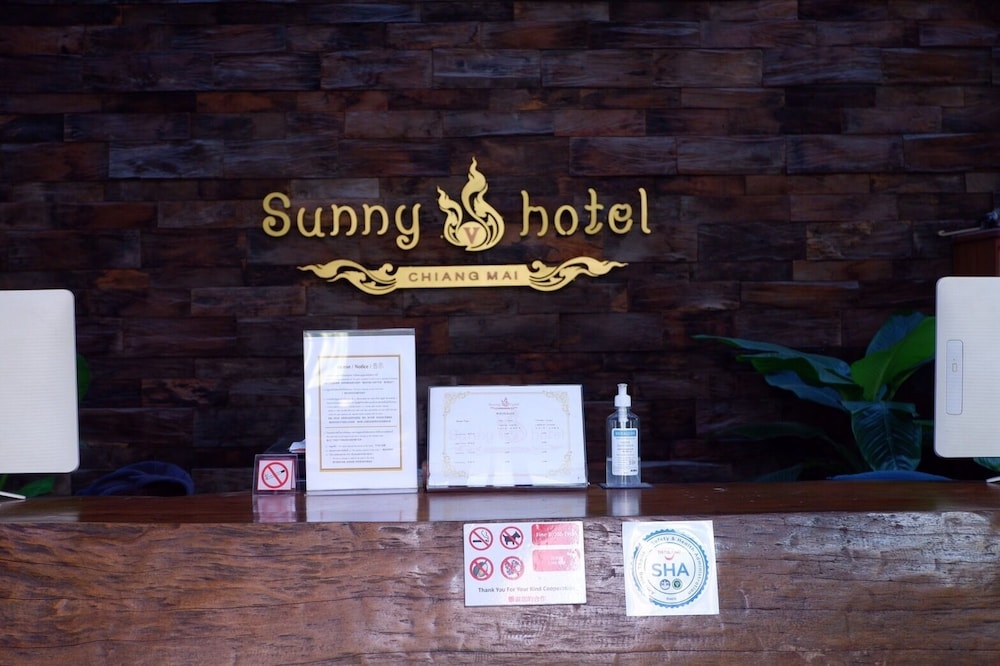 Sunny V Hotel 20/74