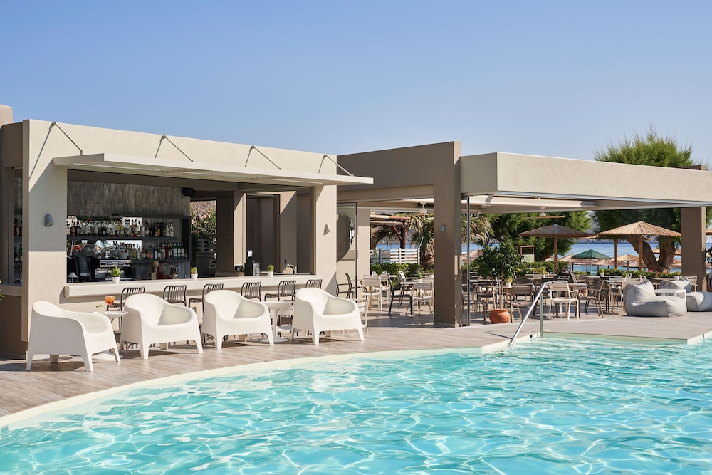 Atlantica Amalthia Beach Hotel 5/65