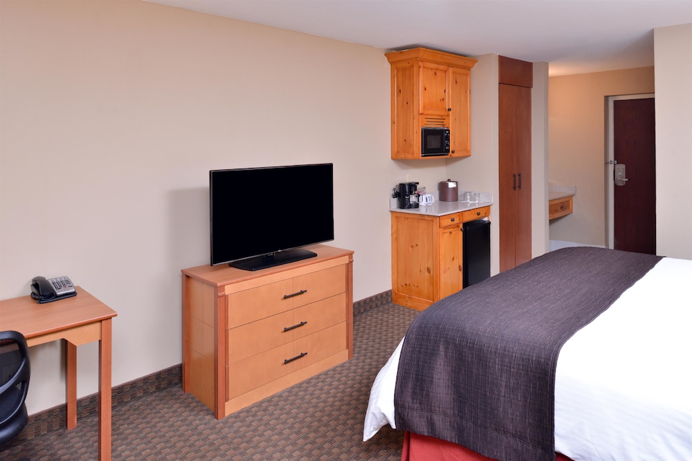 Best Western Plus Olympic Inn 20/73