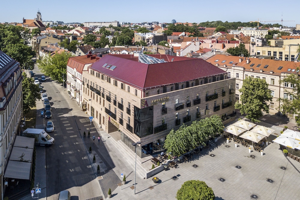 Amberton Cathedral Square Hotel Vilnius 2/50