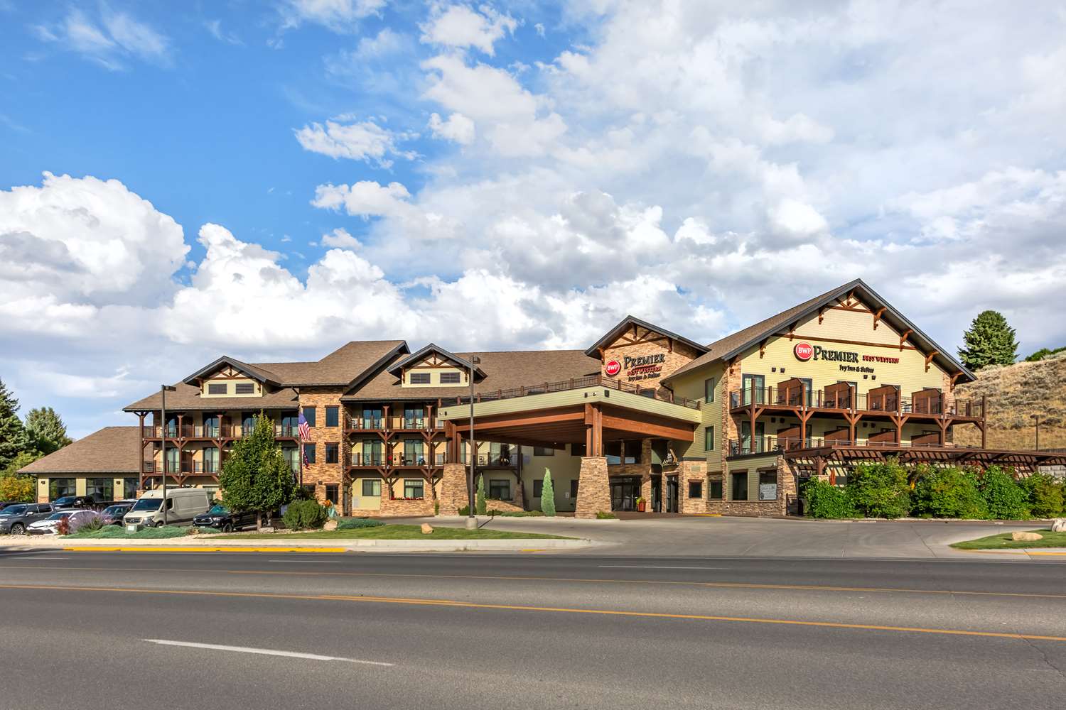 Best Western Premier Ivy Inn And Suites 4/44