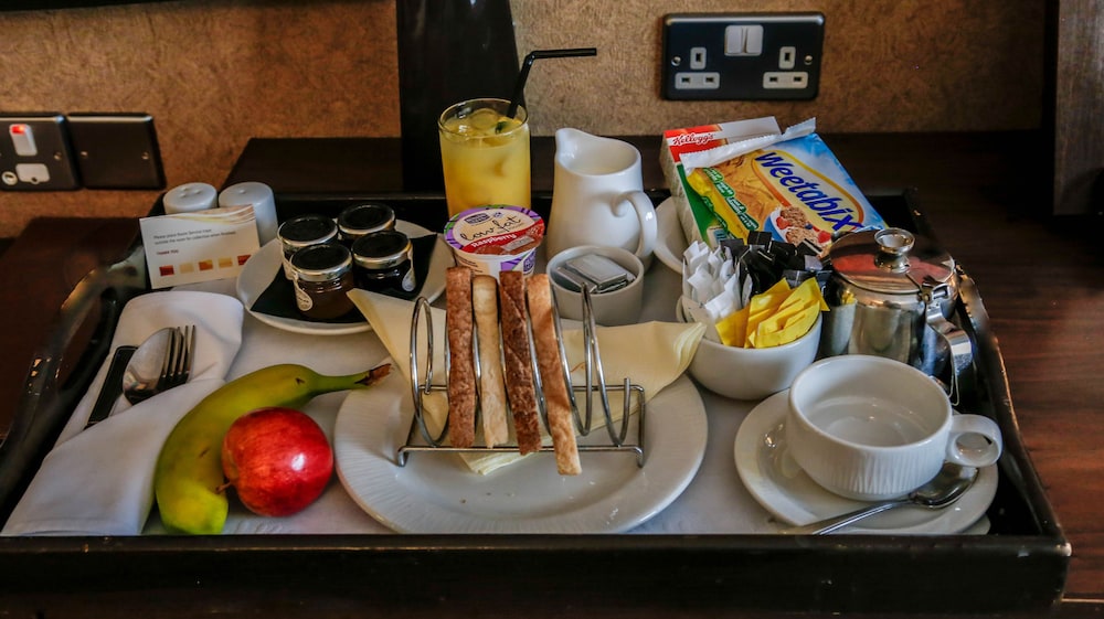 ALONA HOTEL 44/65