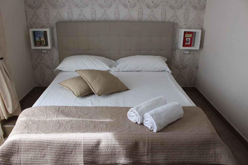 Philip Royal B&B 19/50