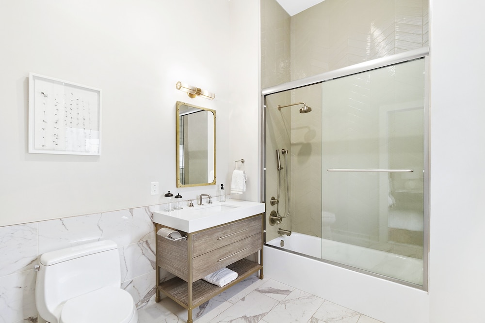The Vanderbilt Hotel Suites 26/27