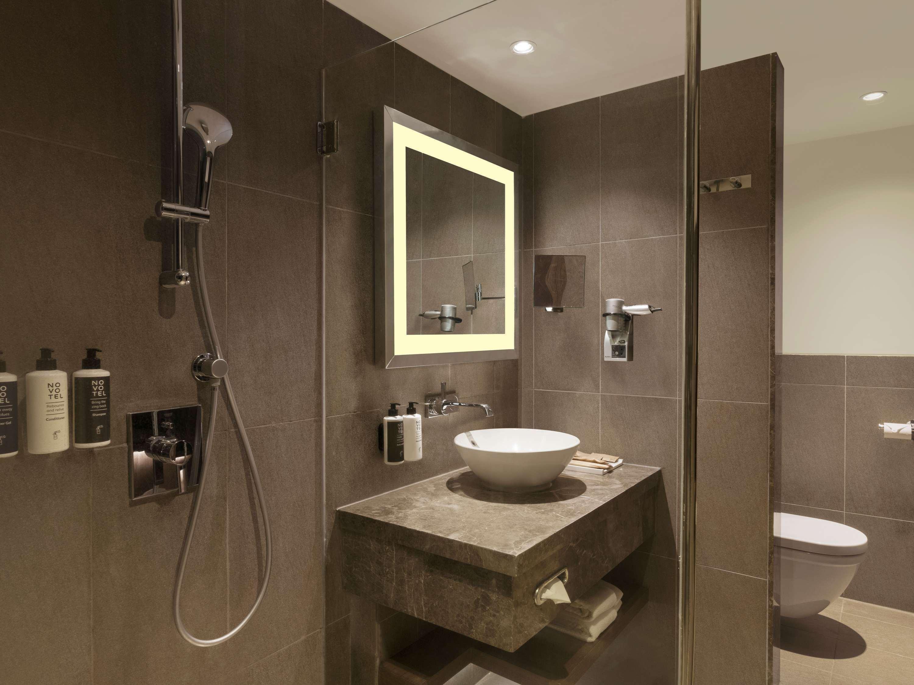 Superior, King Bed, Novotel New Delhi Aerocity 6/7