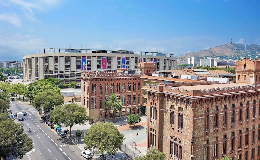 Nh Barcelona Stadium 3/50
