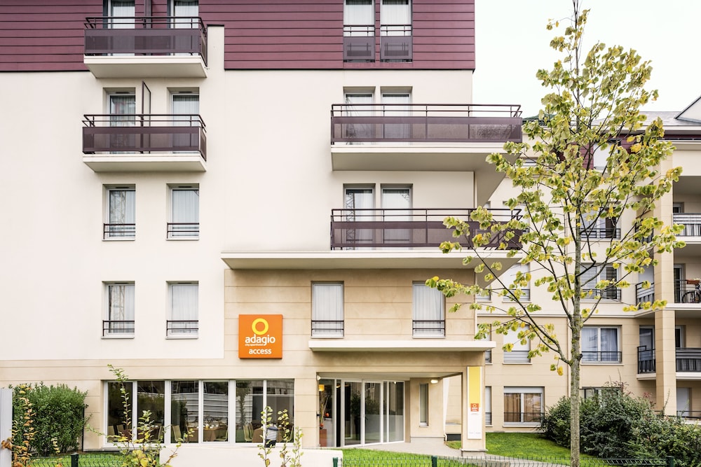 Adagio Access Carrieres Sous Poissy 1/48