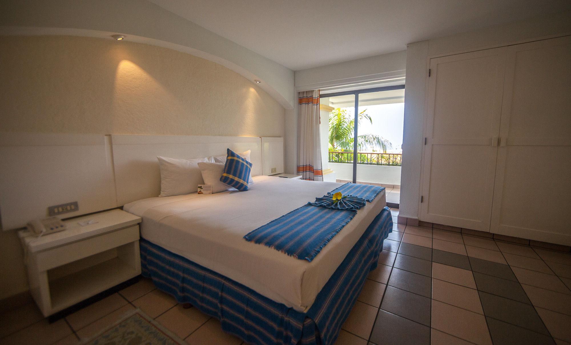 Royal, Master, Suite, Ocean View