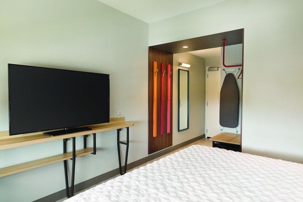 Tru By Hilton Orangeburg Sc 27/83