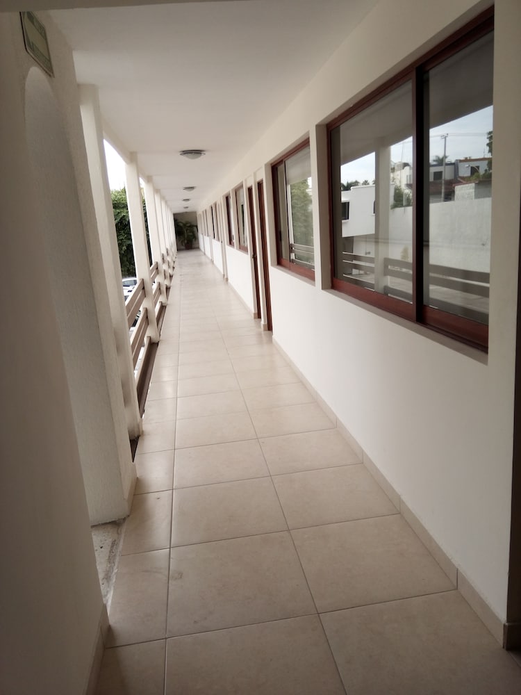 Hotel La Riviera 1/39