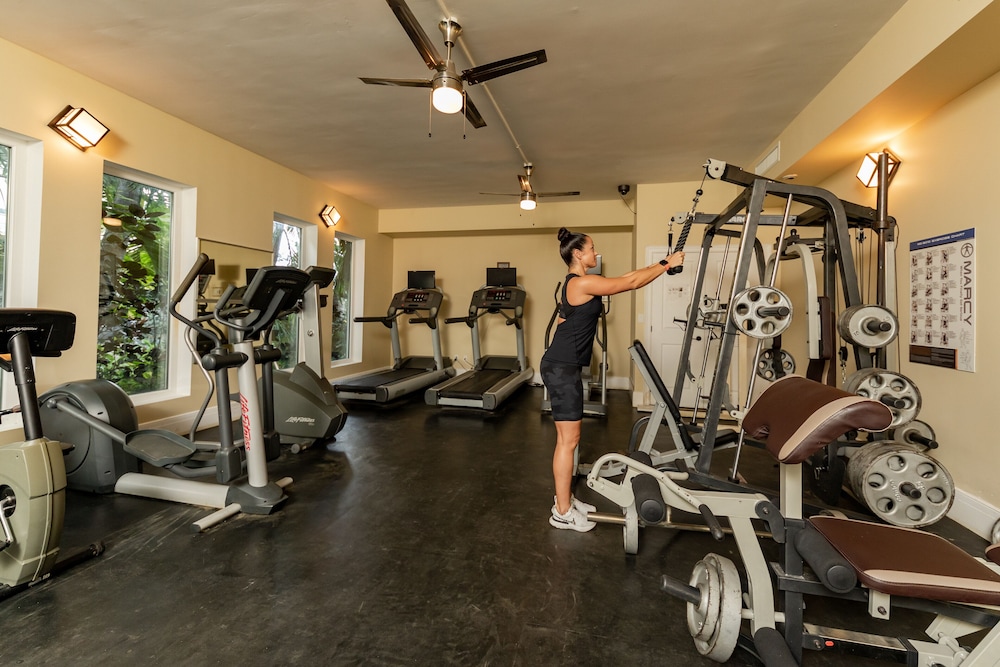 The Atrium Resort 24/66