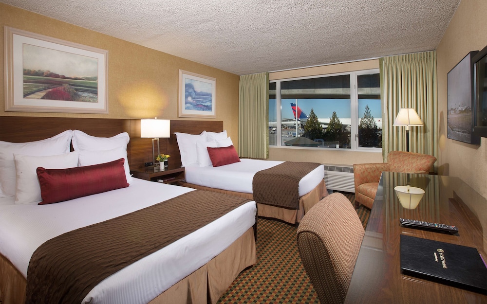Coast Gateway Hotel SeaTac 10/30