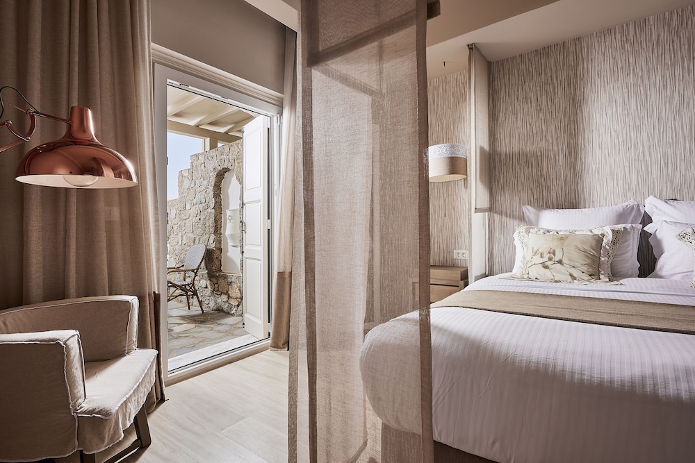 EXECUTIVE, SUITE, HOT TUB