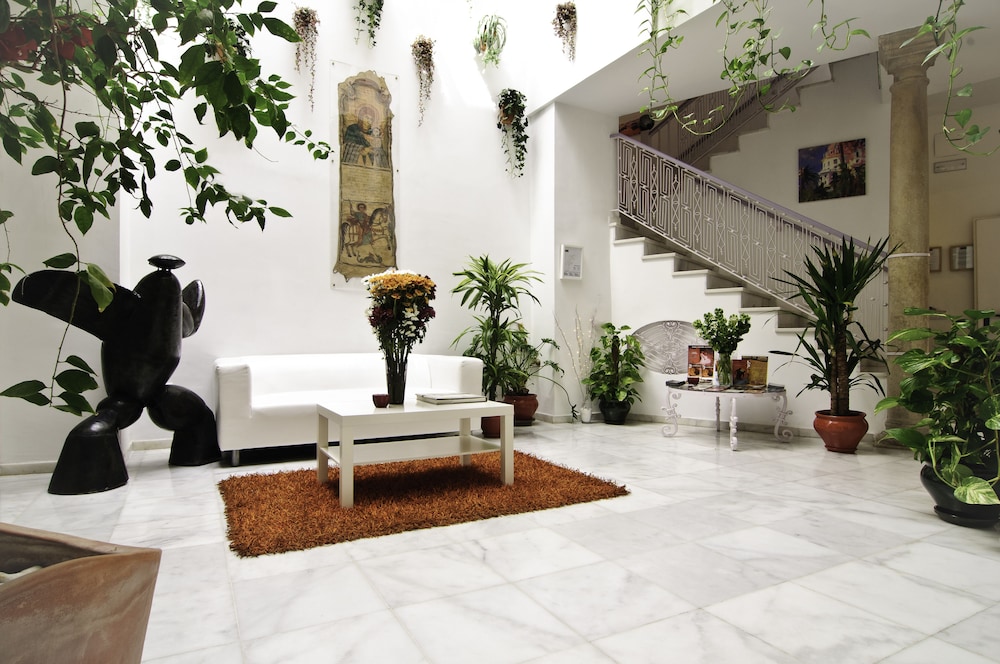 Un Patio al Sur 5/63