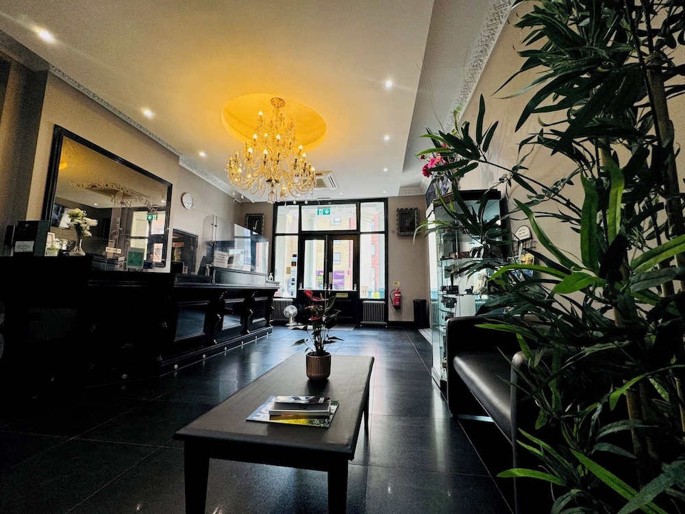 Bridge Park Hotel 54/65
