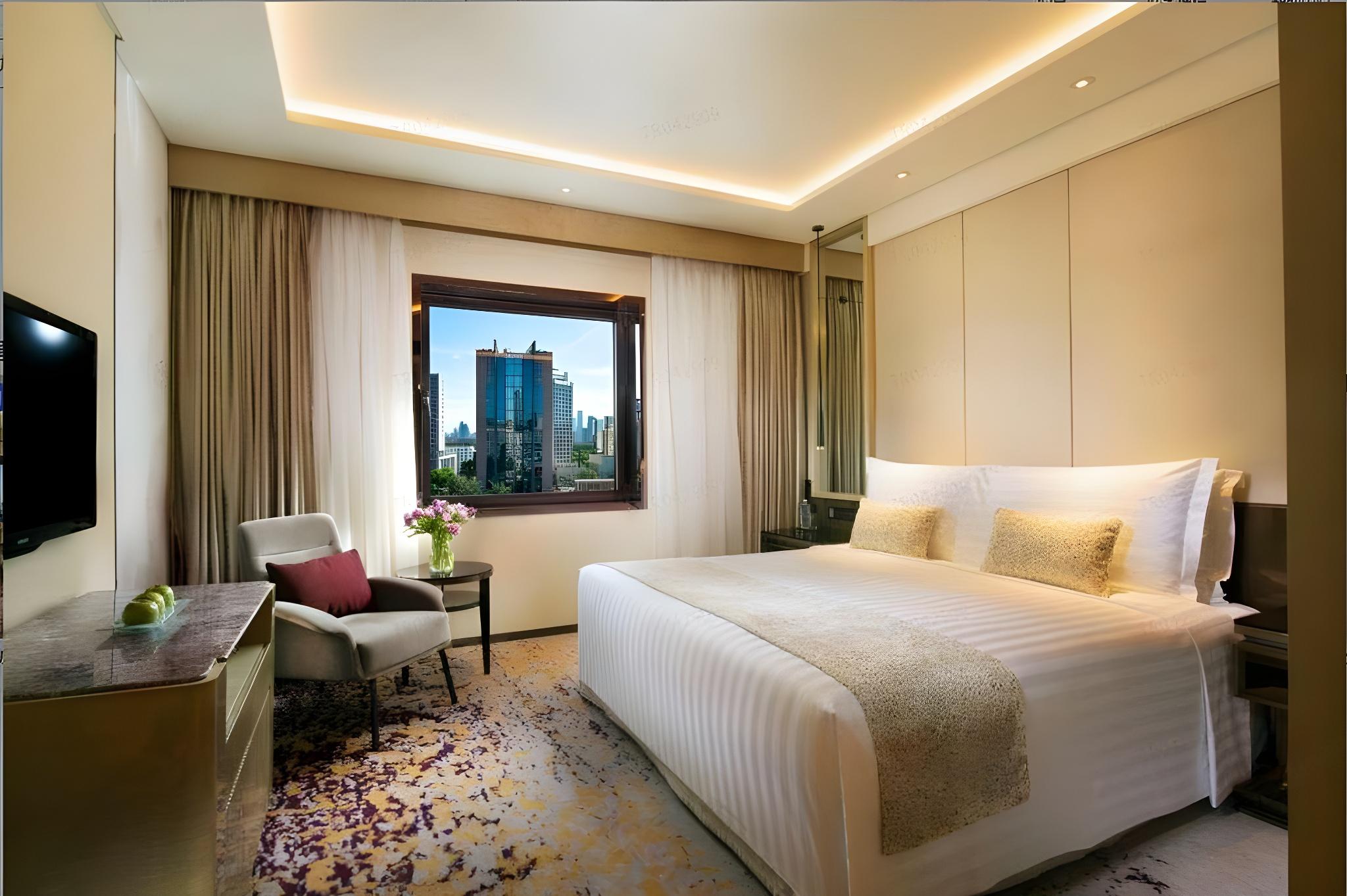 Luxury, Family, Suite, King Bed
