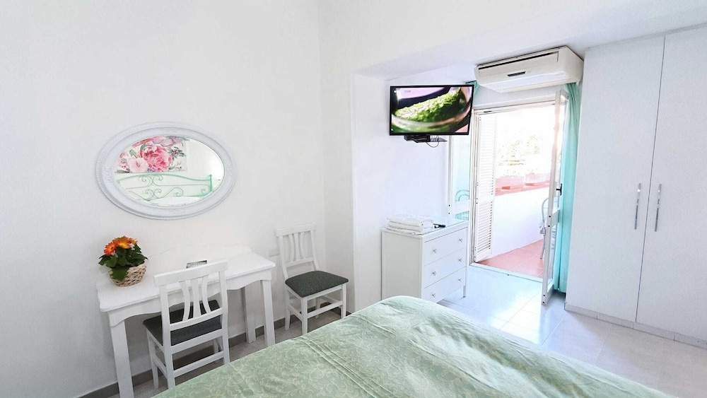 Hotel Ischia Casa Nicola 5/50
