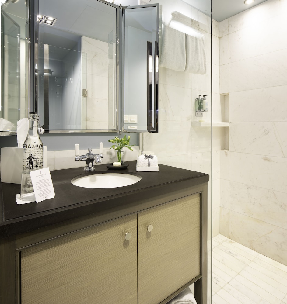 Hippodrome Hotel Condesa 50/50