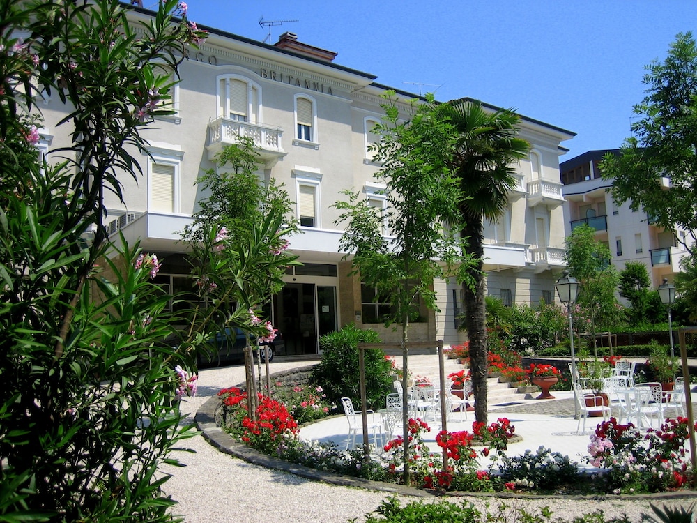 Hotel Britannia 1/51
