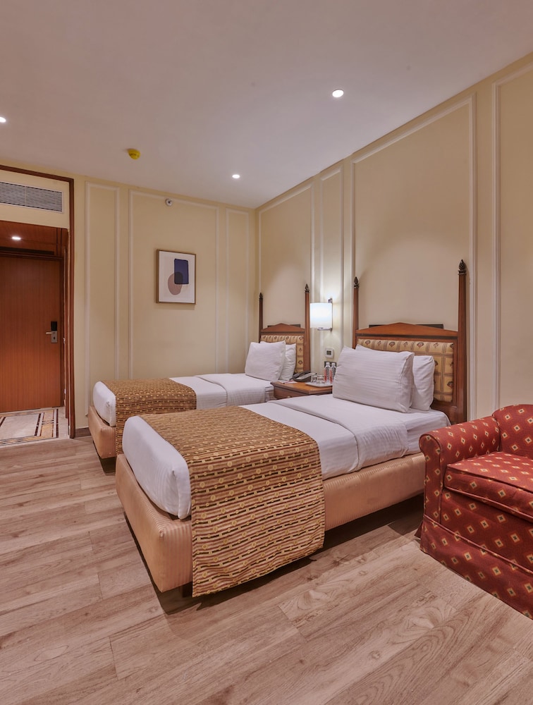 Hotel Residency Andheri 22/55