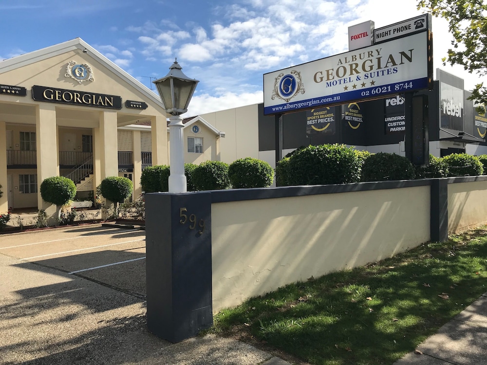 Albury Georgian Motel Suites 4/35