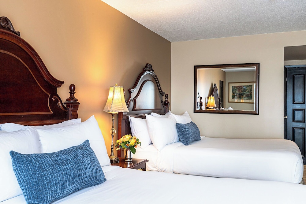 HISTORIC MAIN MILL, SUPERIOR, 2 QUEEN BEDS, MAIN BUILDING