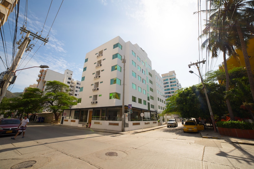 Hotel Porto Bahia 69/77