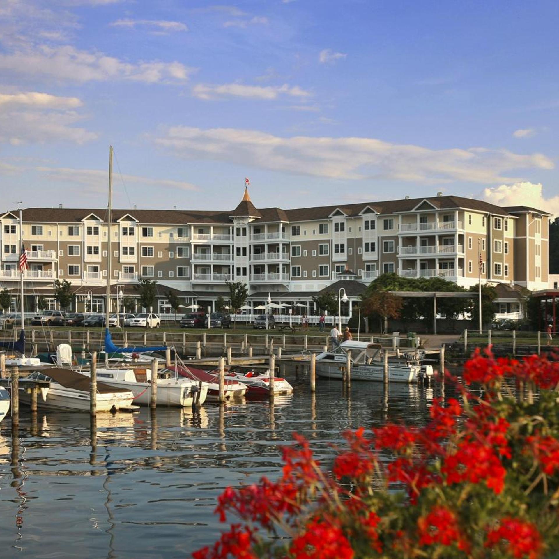Watkins Glen Harbor Hotel 29/34