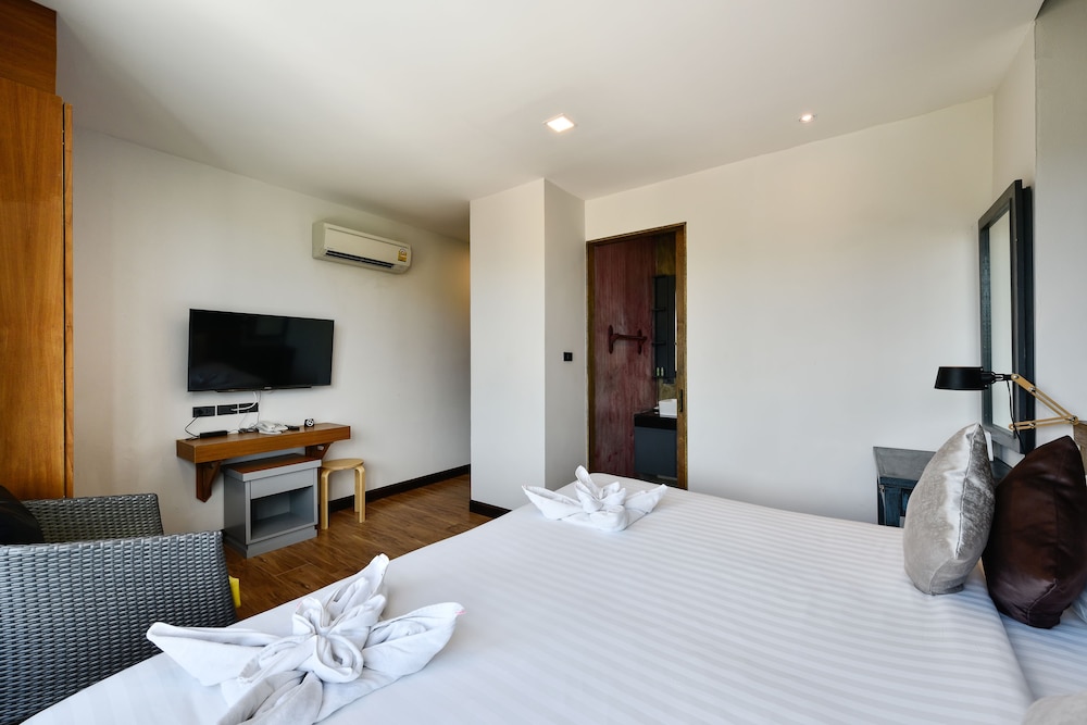 Casa Bella Phuket 6/59