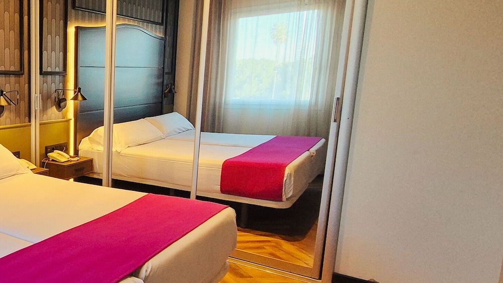 Hotel Vertice Aljarafe 25/64