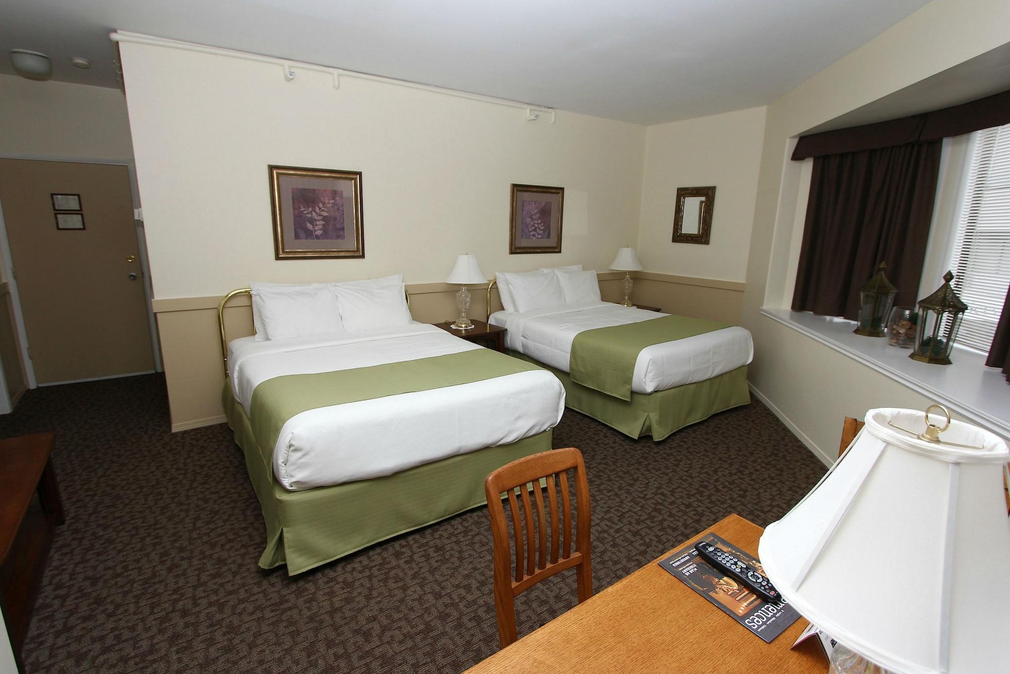 Royal Hotel 15/50